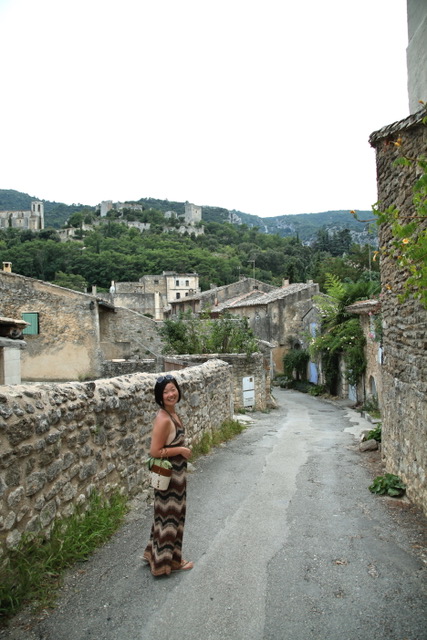 Our Expert Fashion Buyer YUKIKO in Provence
