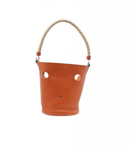 エルメス オレンジ マンジョワール バッグ