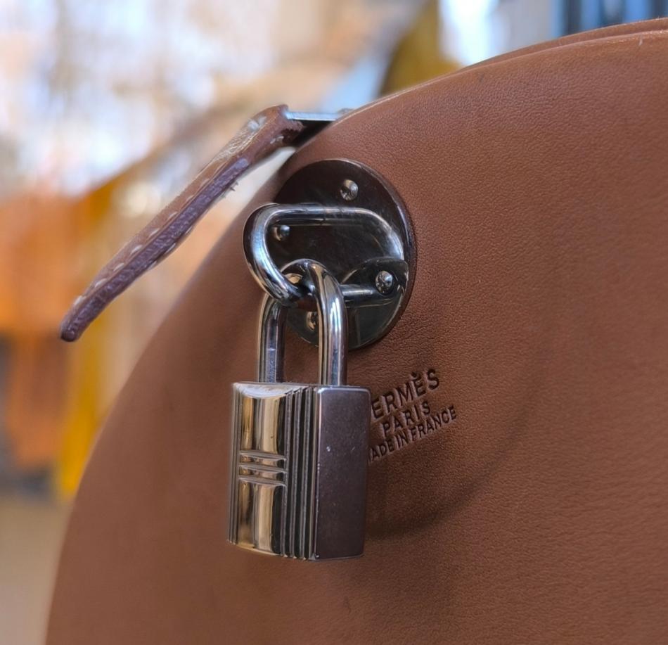 本物のヴィンテージラグジュアリーを求めるなら Vintage Paris へ