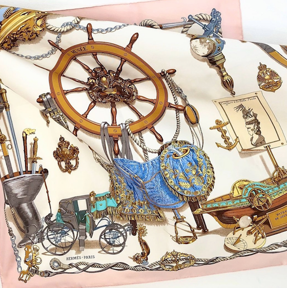 シルクが奏でる冬のエレガンス